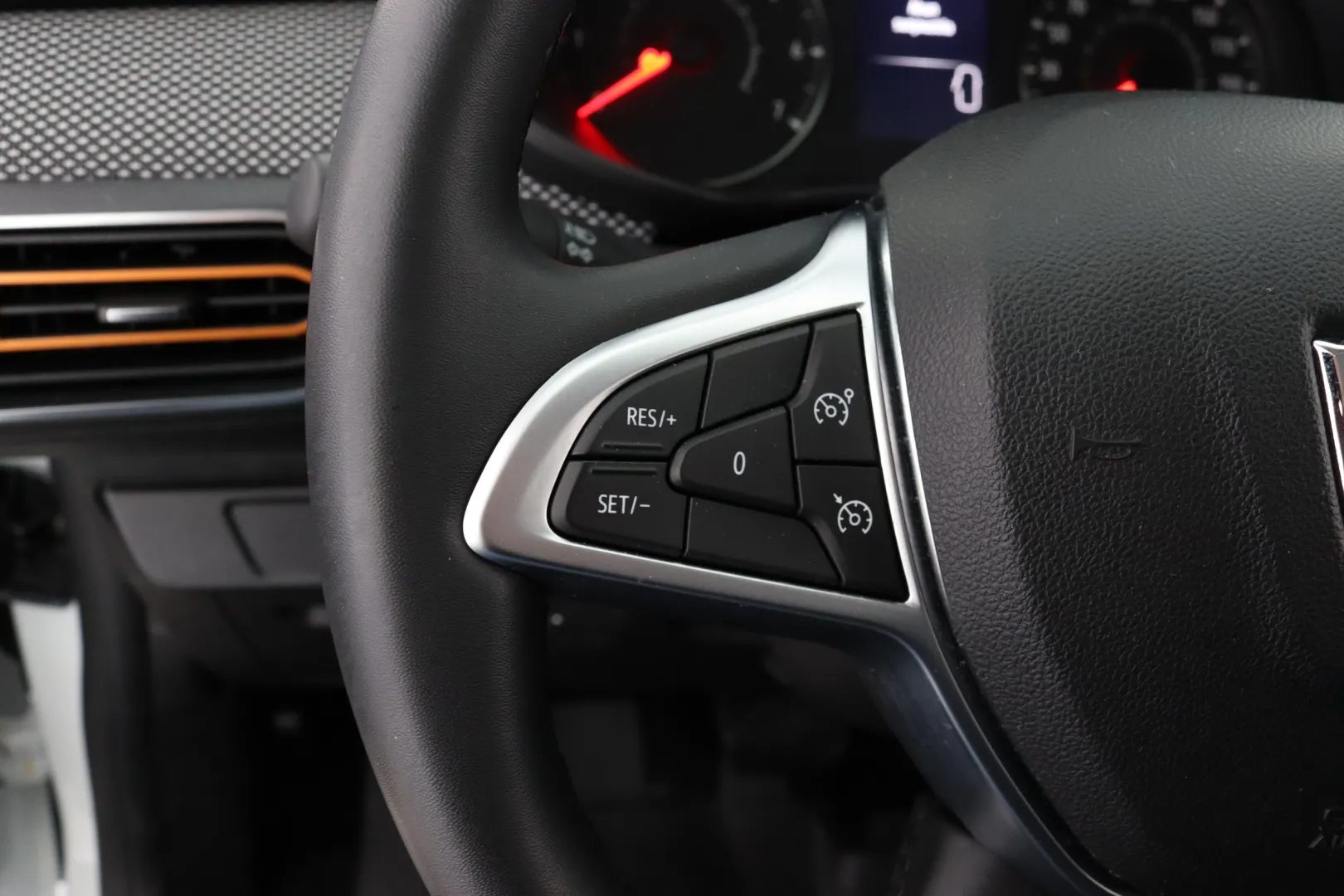 DACIA Sandero IPN-112 carousel image