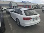 AUDI A4 UYU-140 carousel thumbs