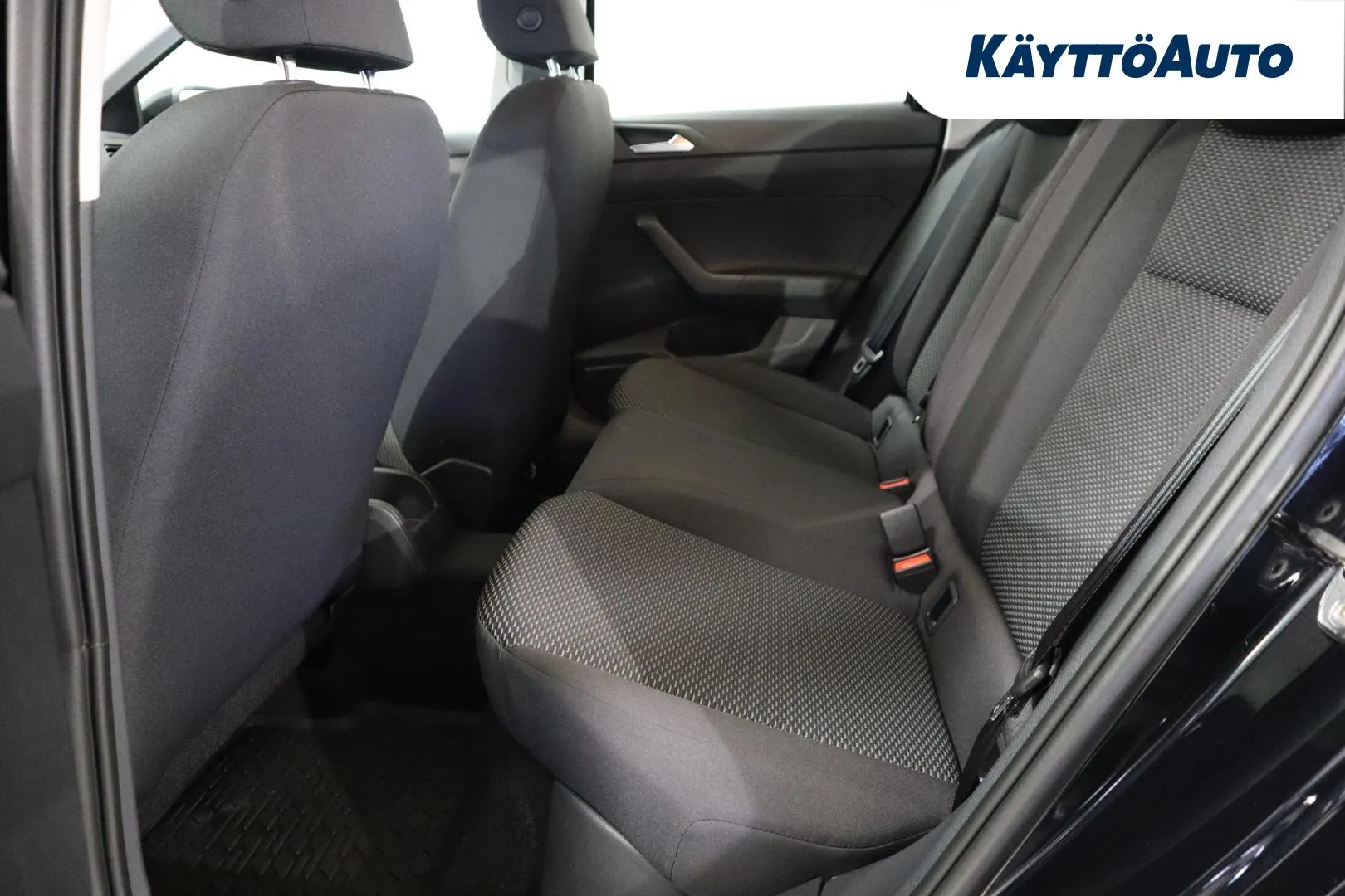 Volkswagen Taigo MRJ-213 carousel image