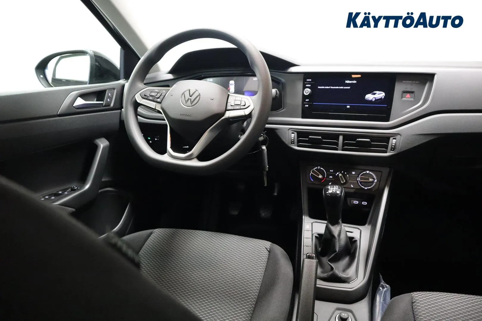 Volkswagen Taigo MRJ-213 carousel image