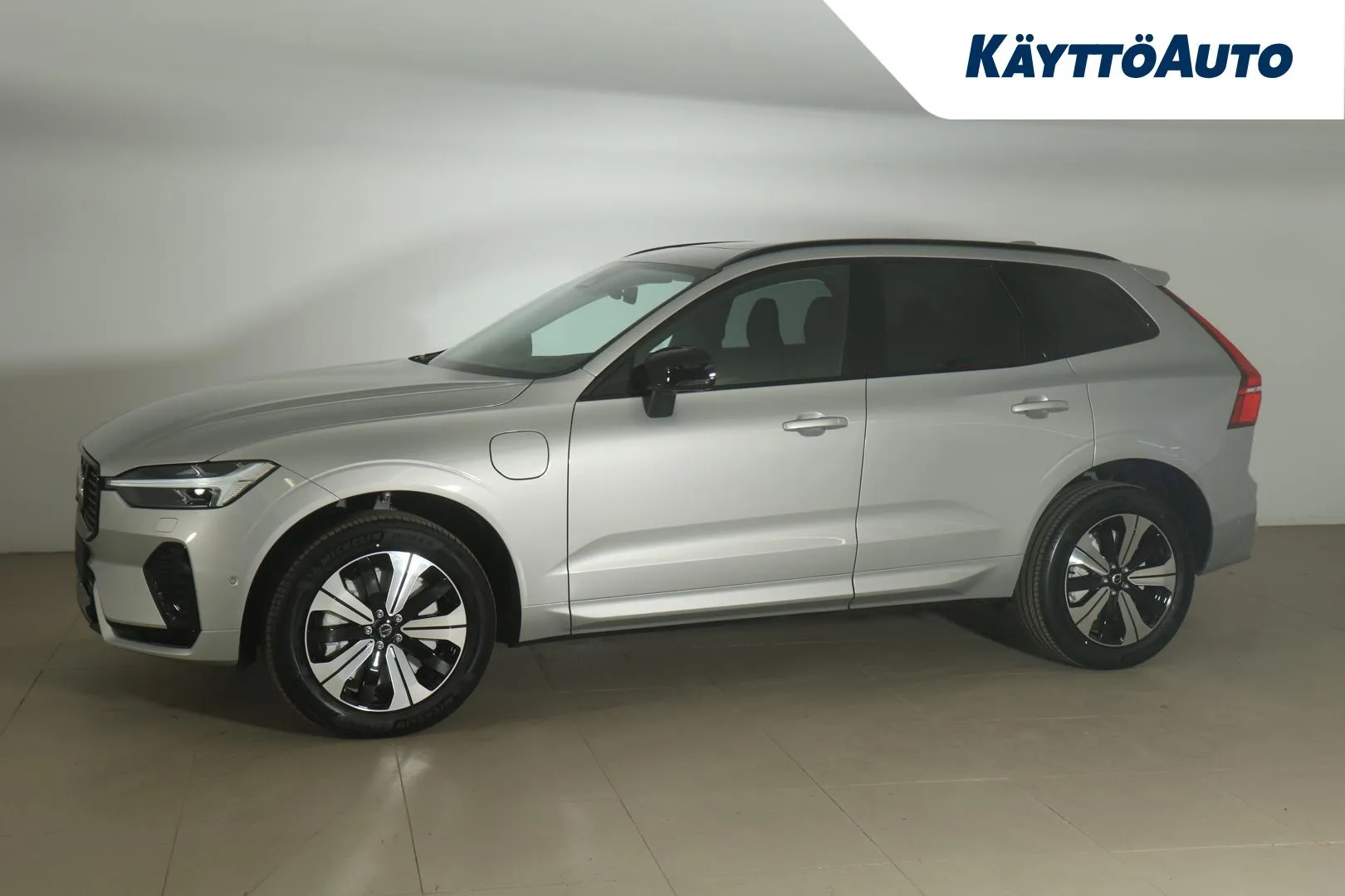 Volvo XC60 XTK-662 carousel image