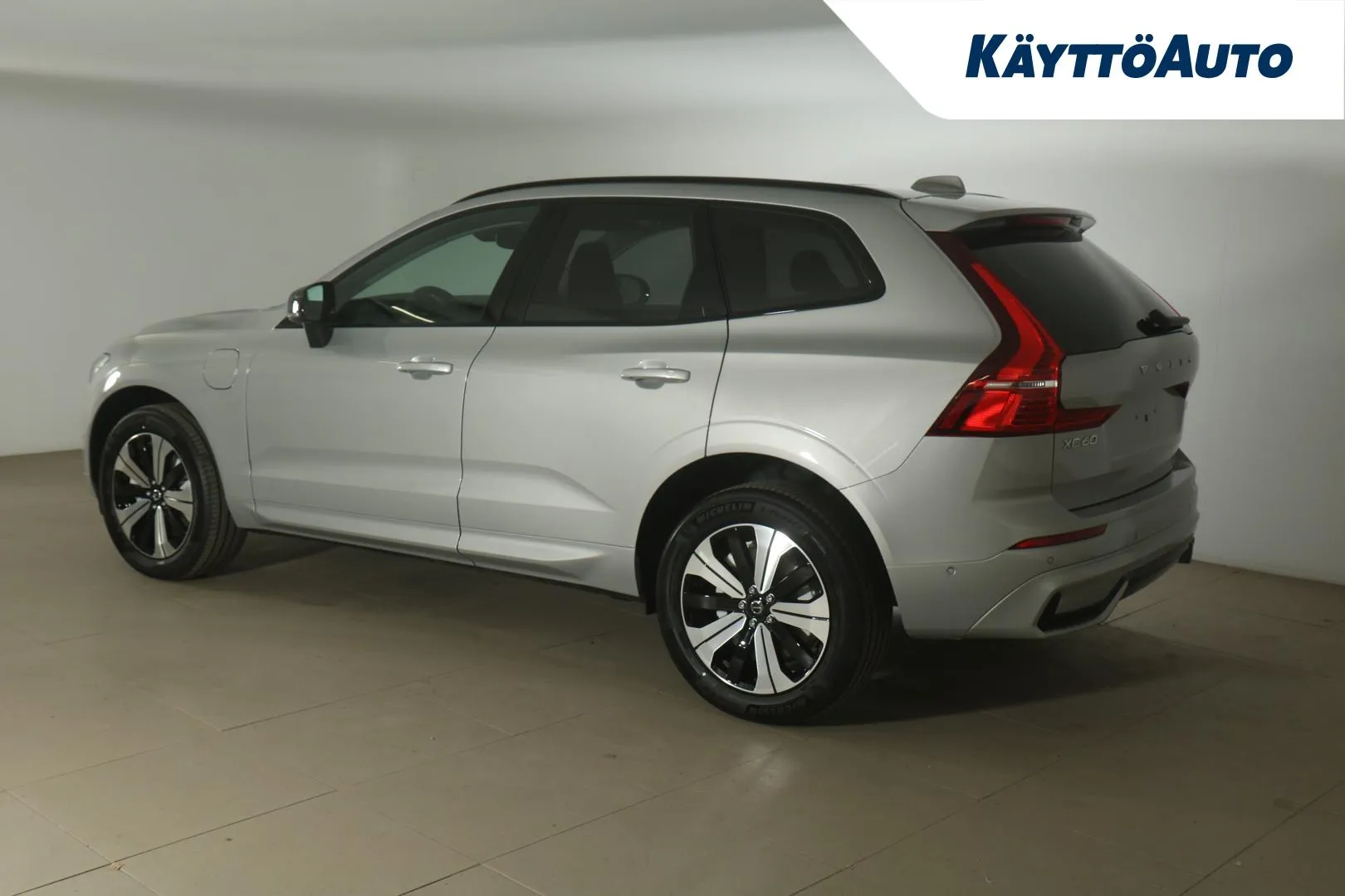 Volvo XC60 XTK-662 carousel image