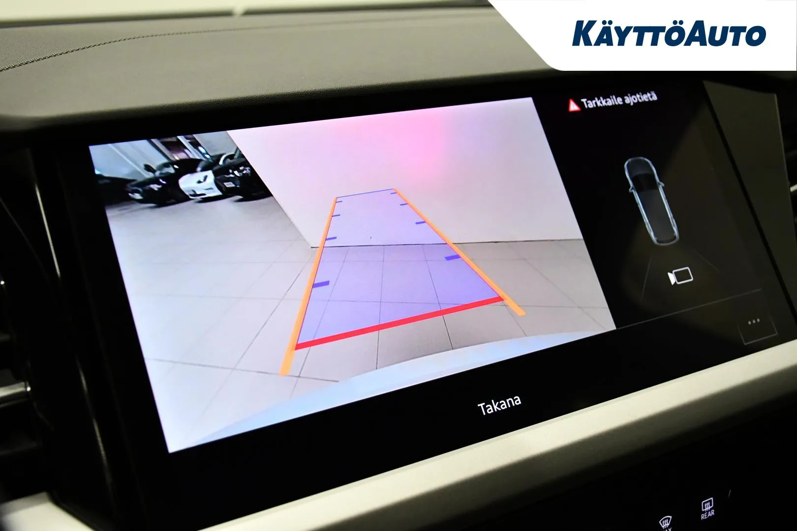Audi Q4 e-tron XTH-789 carousel image