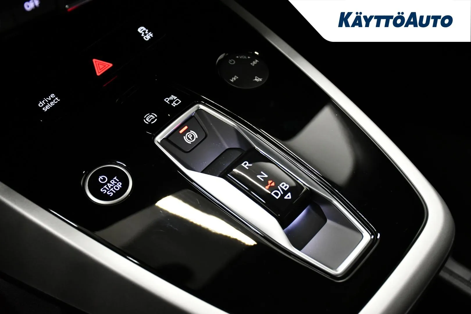 Audi Q4 e-tron XTH-789 carousel image