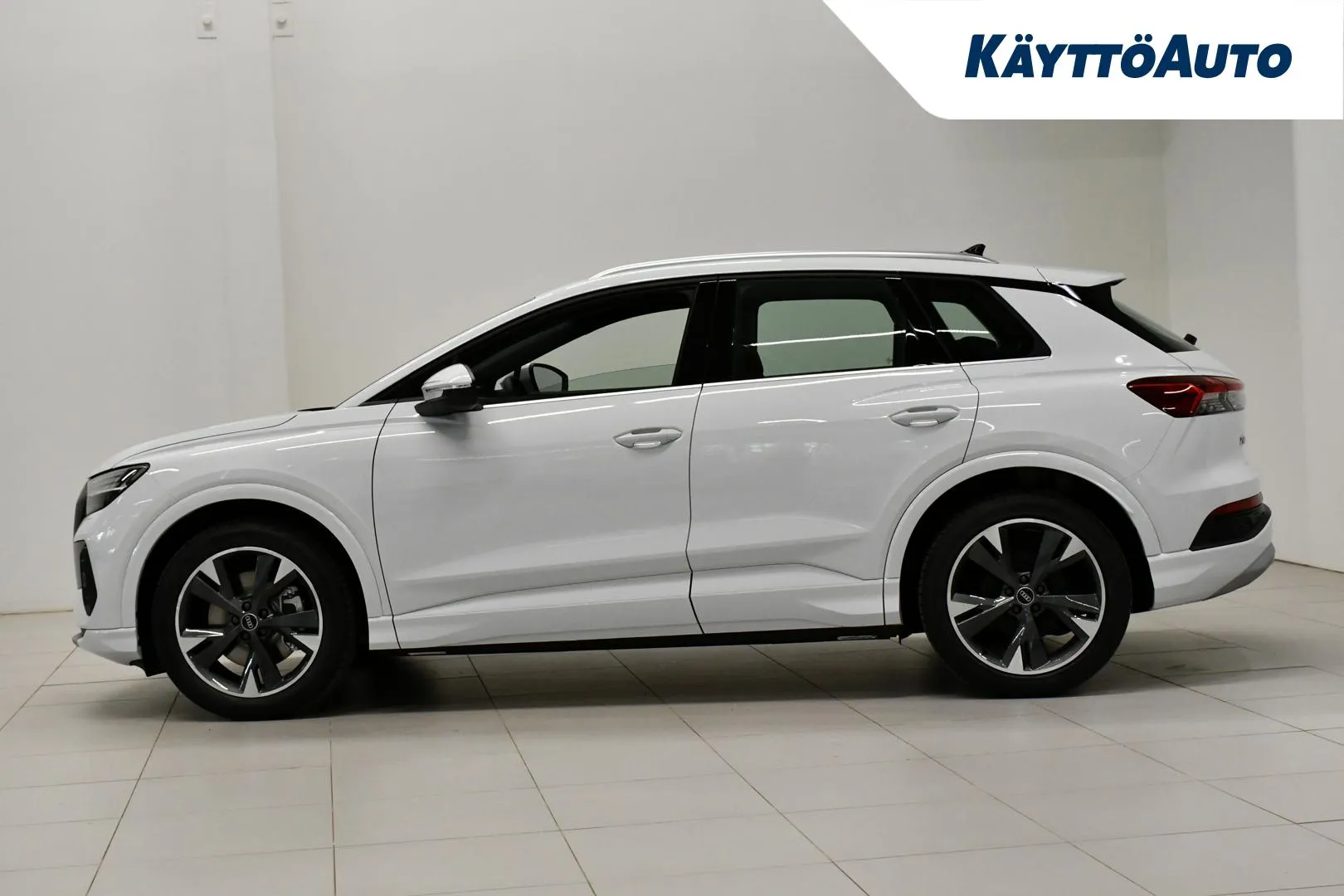 Audi Q4 e-tron XTH-789 carousel image