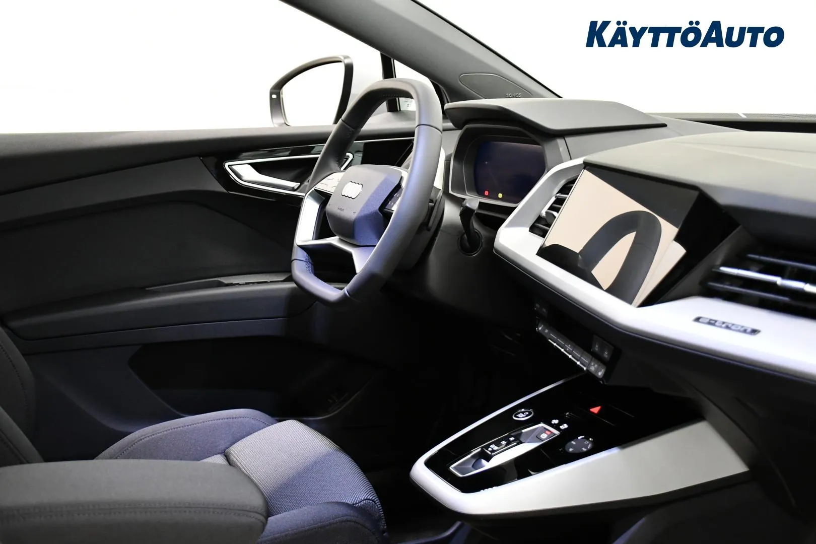 Audi Q4 e-tron XTH-789 carousel image