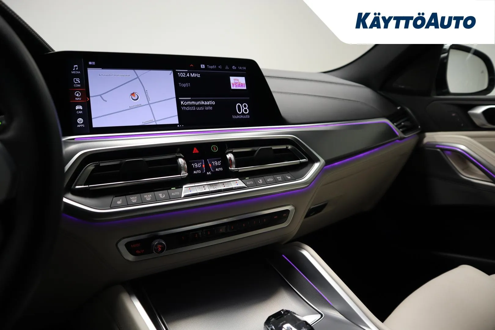 BMW X6 MVY-840 carousel image