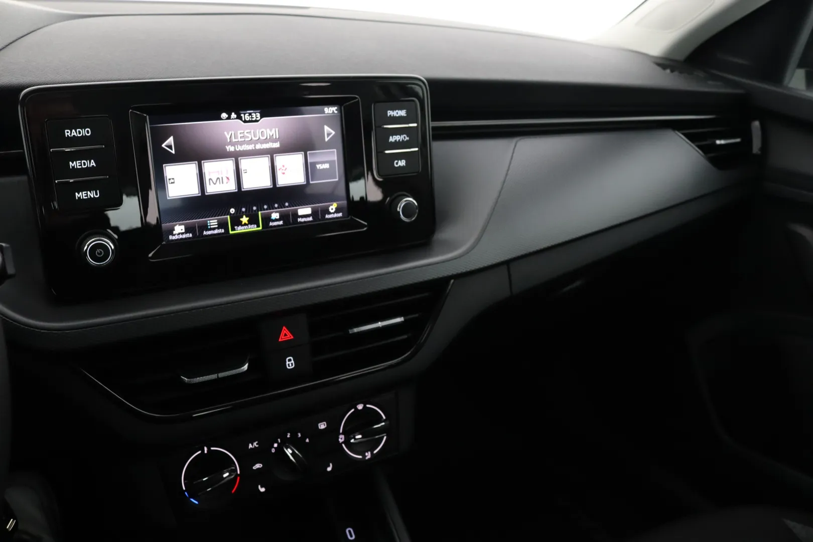 SKODA Scala SOK-123 carousel image