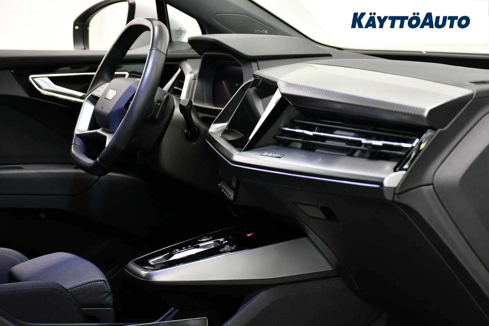 AUDI Q4 e-tron EUP-732 carousel image