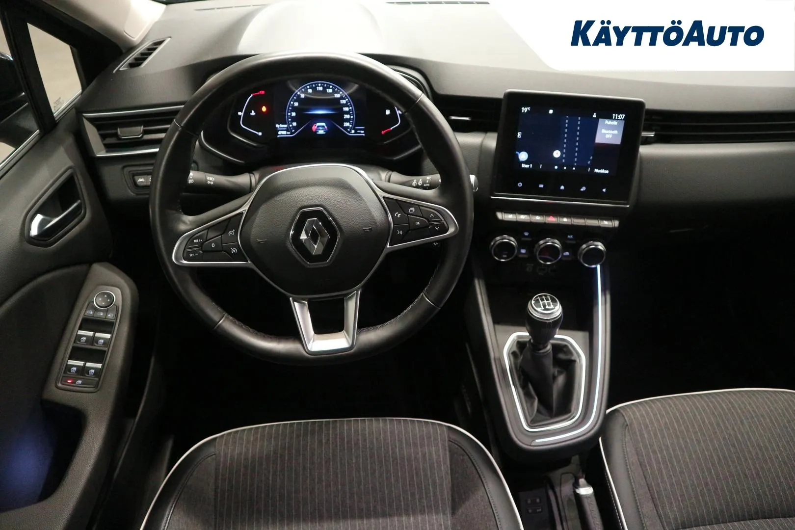 RENAULT Clio MTY-798 carousel image
