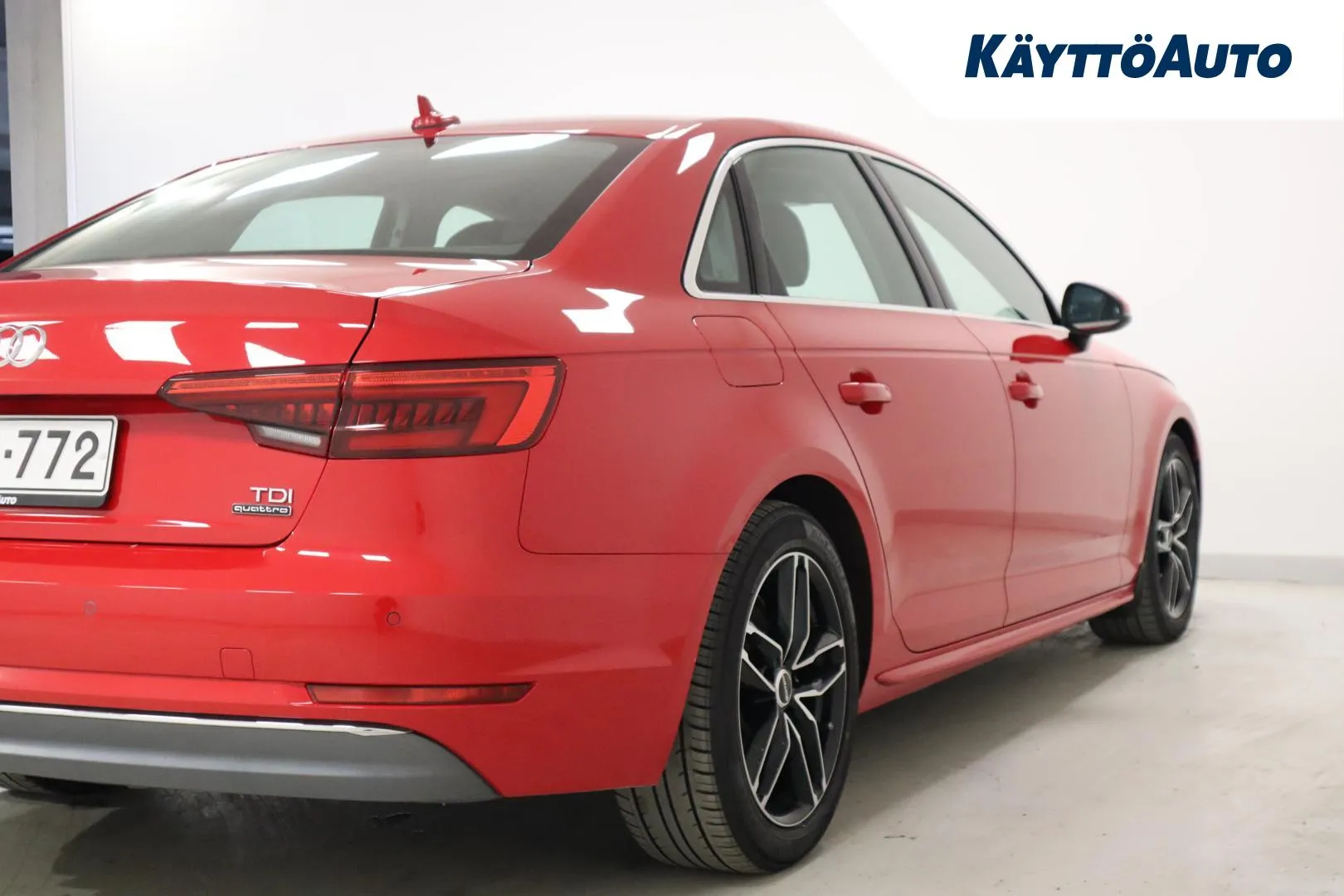 AUDI A4 CKS-772 carousel image