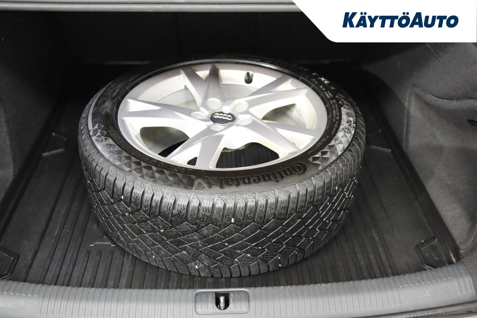 AUDI A4 CKS-772 carousel image