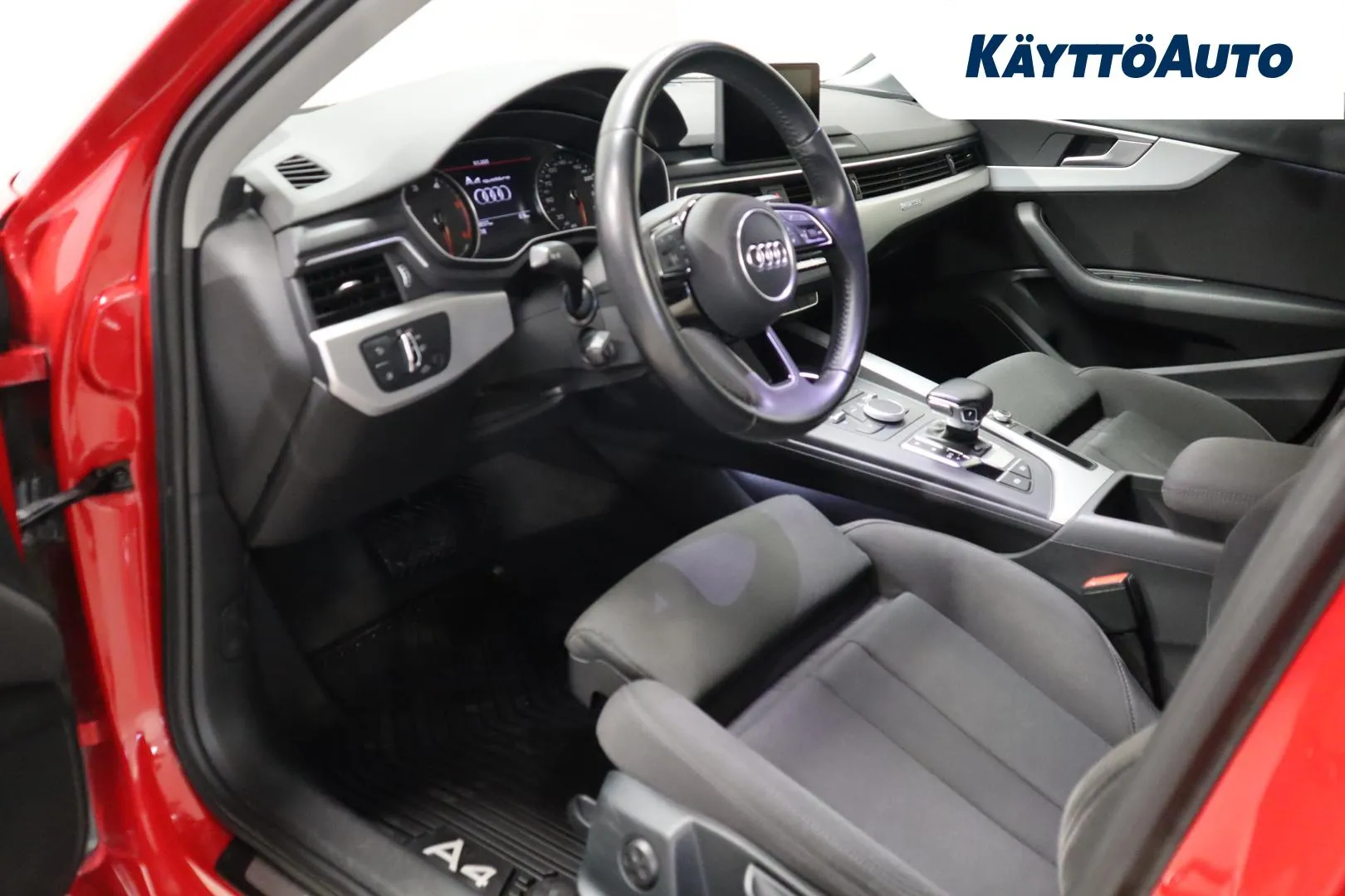 AUDI A4 CKS-772 carousel image