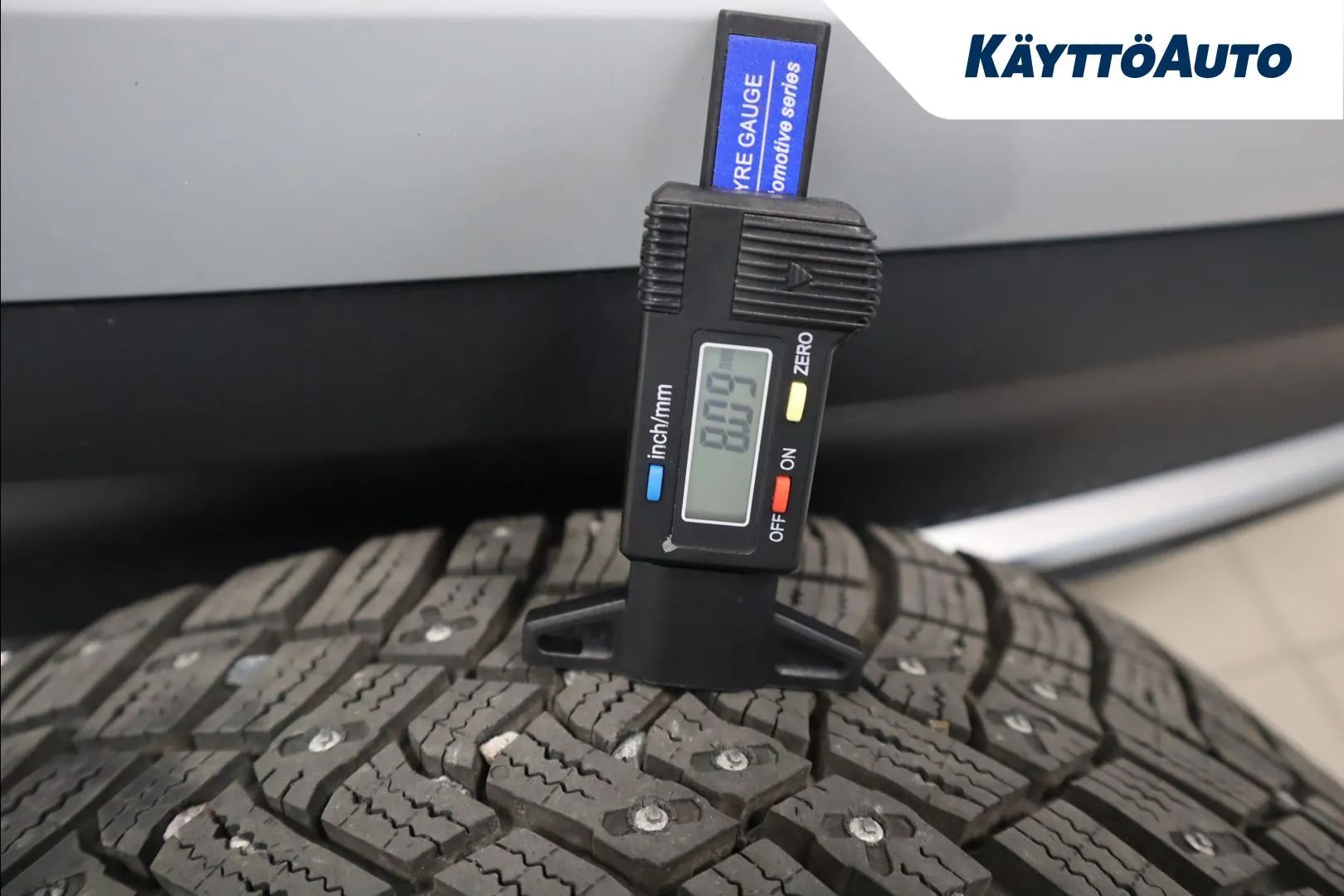 KIA XCeed SPJ-892 carousel image