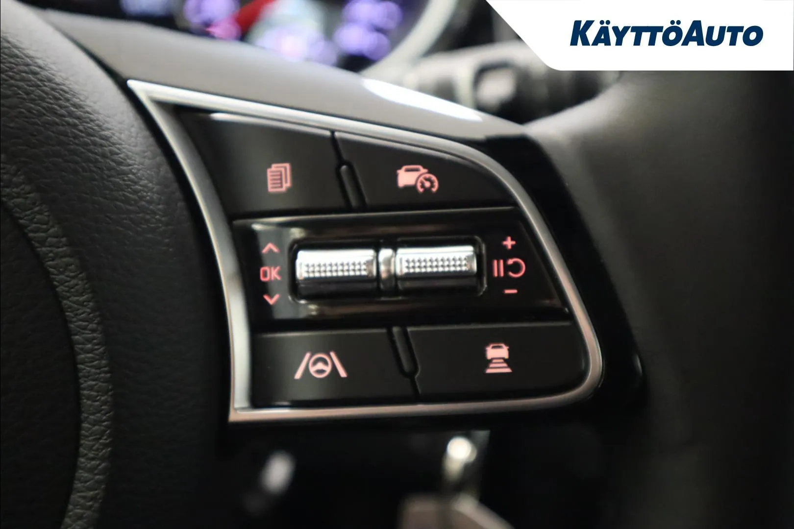 KIA XCeed SPJ-892 carousel image