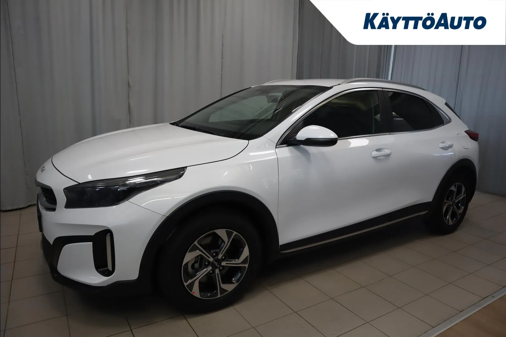 KIA XCeed SPJ-892 carousel image