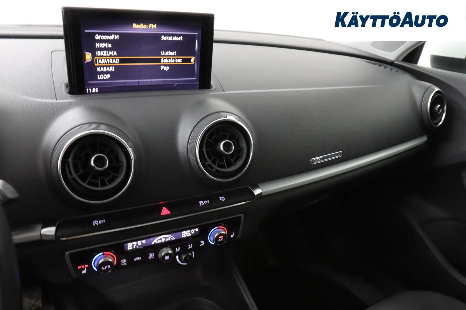 AUDI A3 OXL-142 carousel image