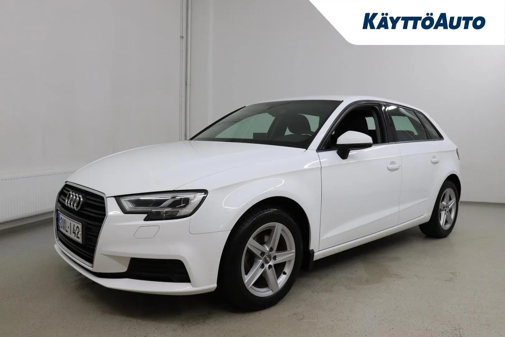 AUDI A3 OXL-142 carousel image