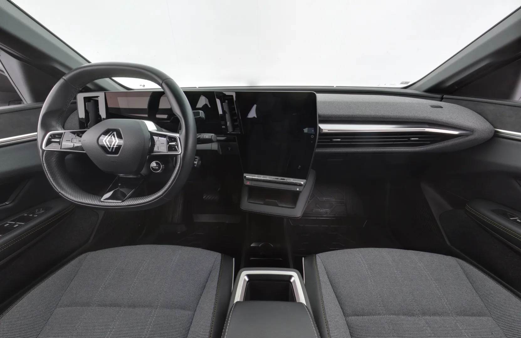 RENAULT Megane XRL-695 carousel image