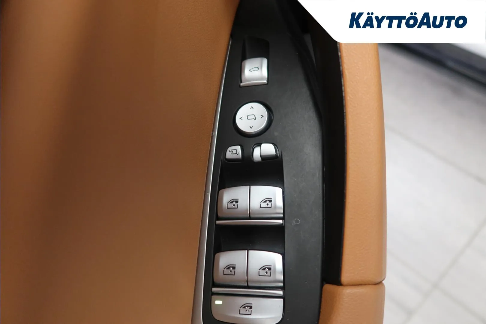 BMW X3 SZB-386 carousel image