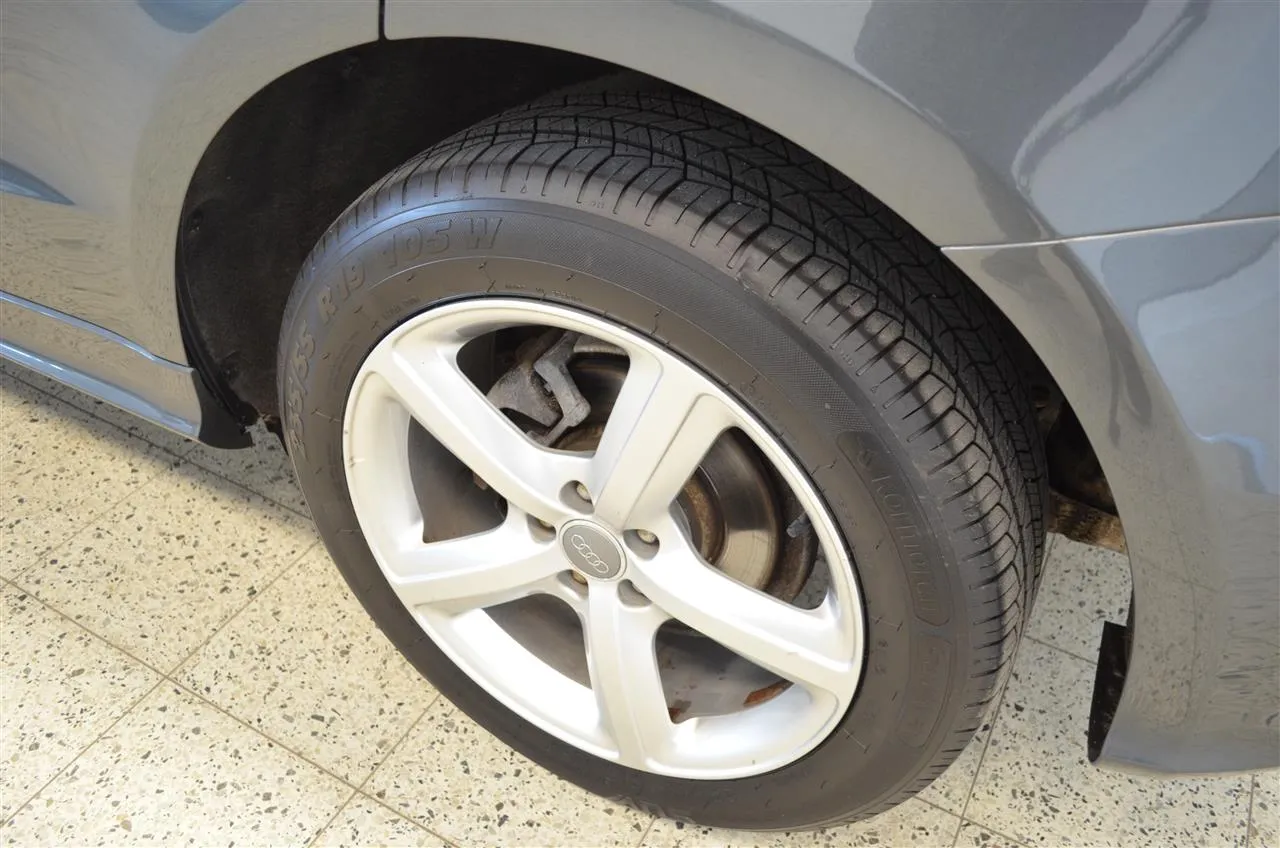 AUDI Q5 CIY-168 carousel image