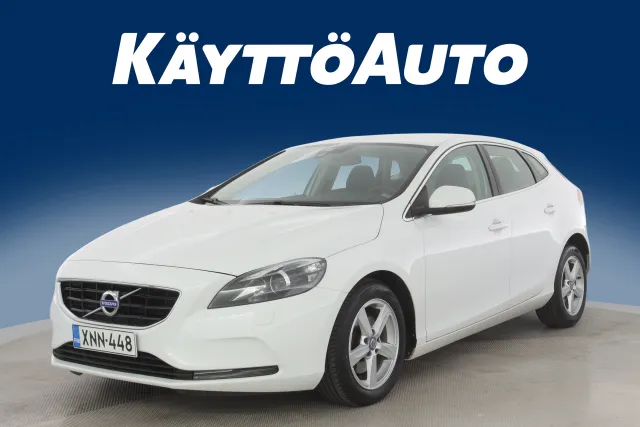 VOLVO V40 XNN-448