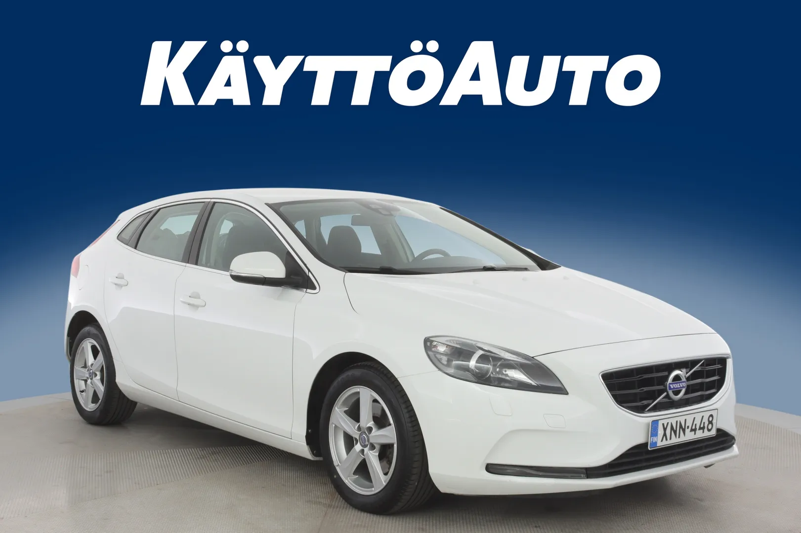 VOLVO V40 XNN-448 carousel image