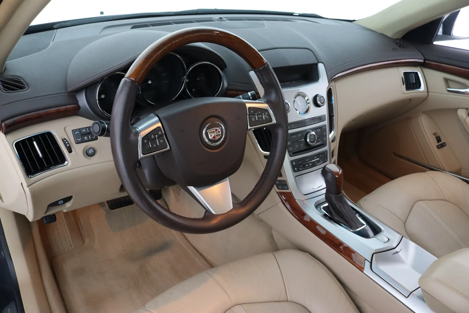 CADILLAC CTS IMT-579 carousel image