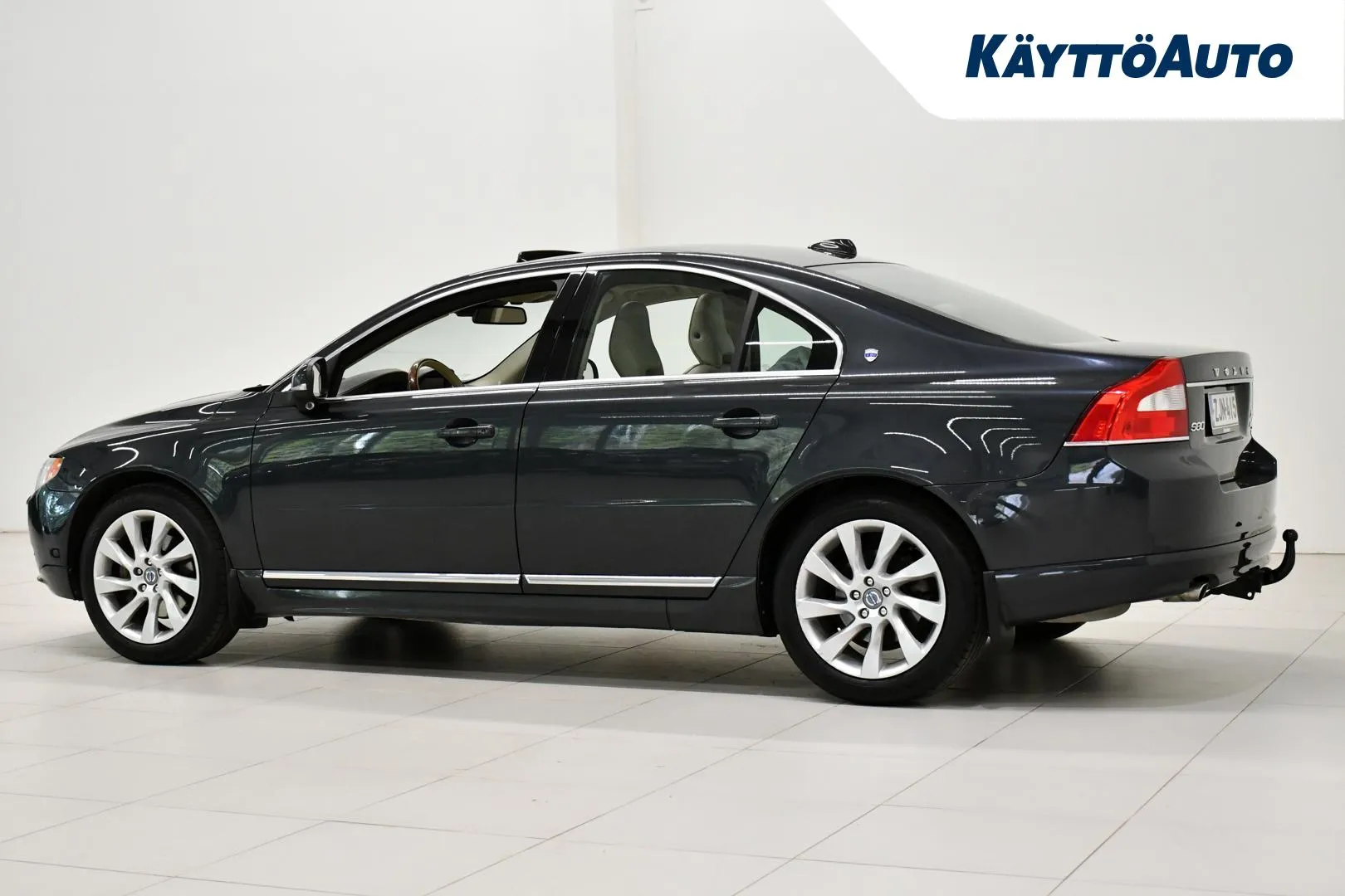 VOLVO S80 ZJN-415 carousel image