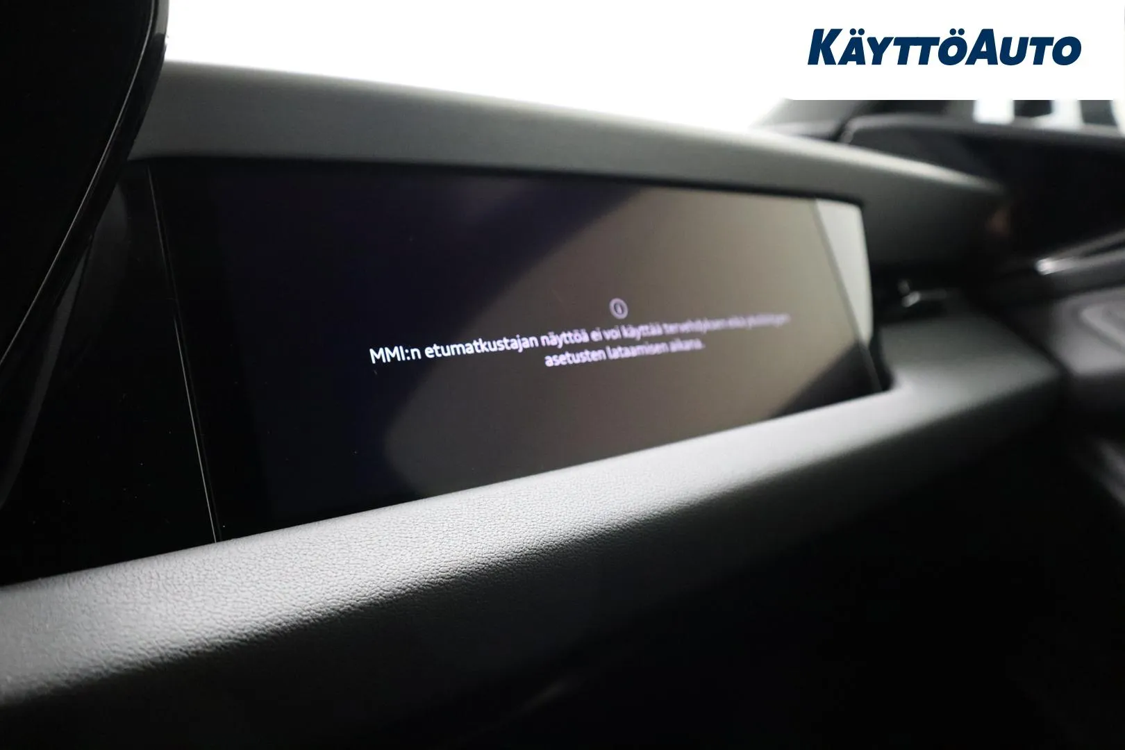 Audi A6 e-tron RXM-472 carousel image