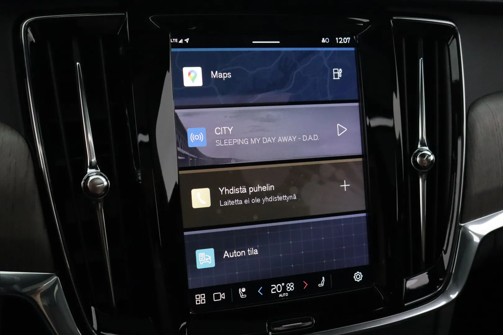 VOLVO V90 MPE-710 carousel image