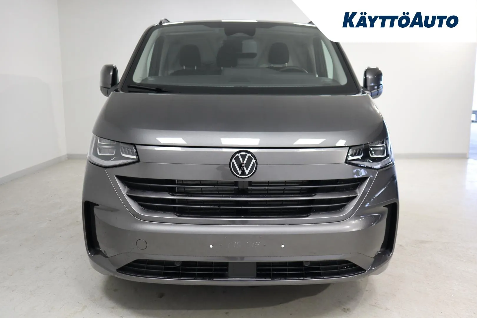 Volkswagen Transporter RXN-293 carousel image