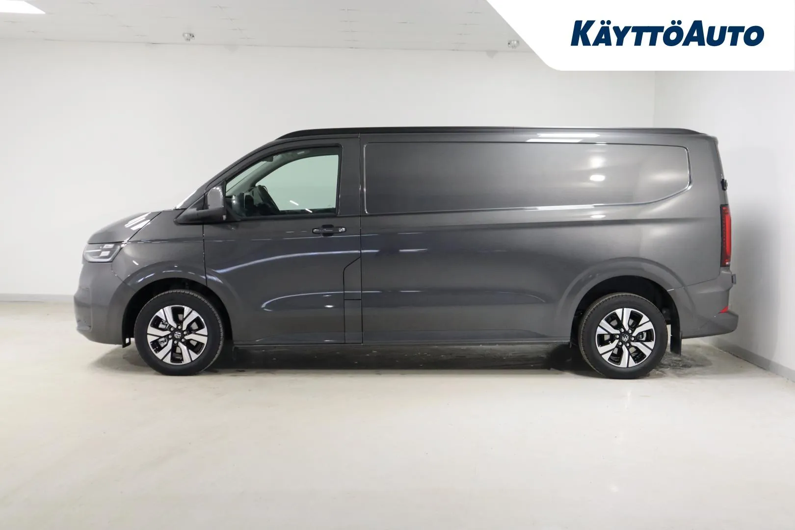 Volkswagen Transporter RXN-293 carousel image