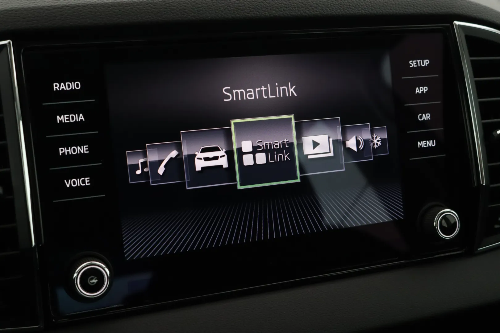 SKODA Karoq GNC-581 carousel image