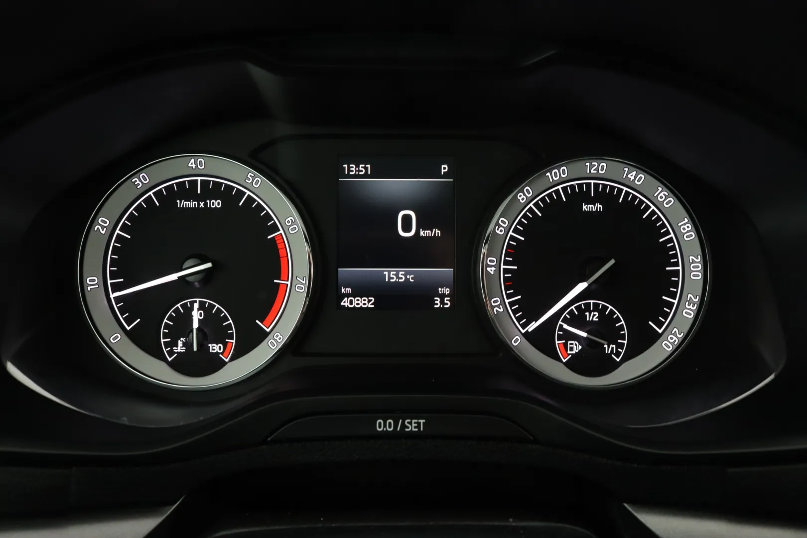 SKODA Karoq GNC-581 carousel image