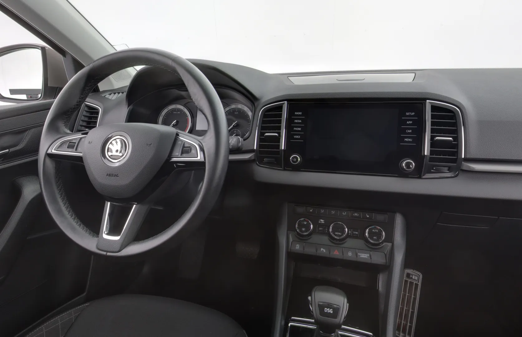 SKODA Karoq GNC-581 carousel image