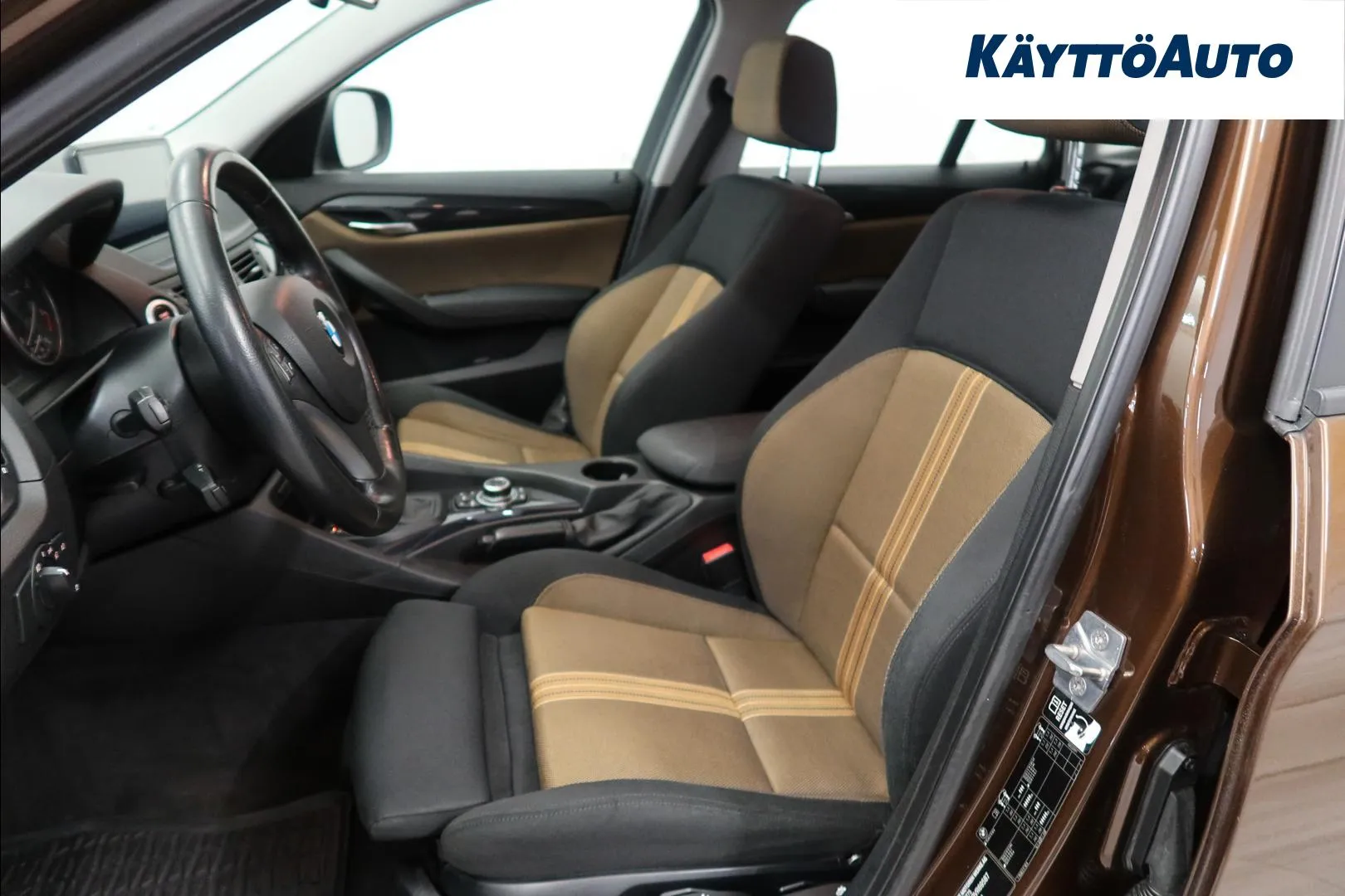 BMW X1 EPX-830 carousel image