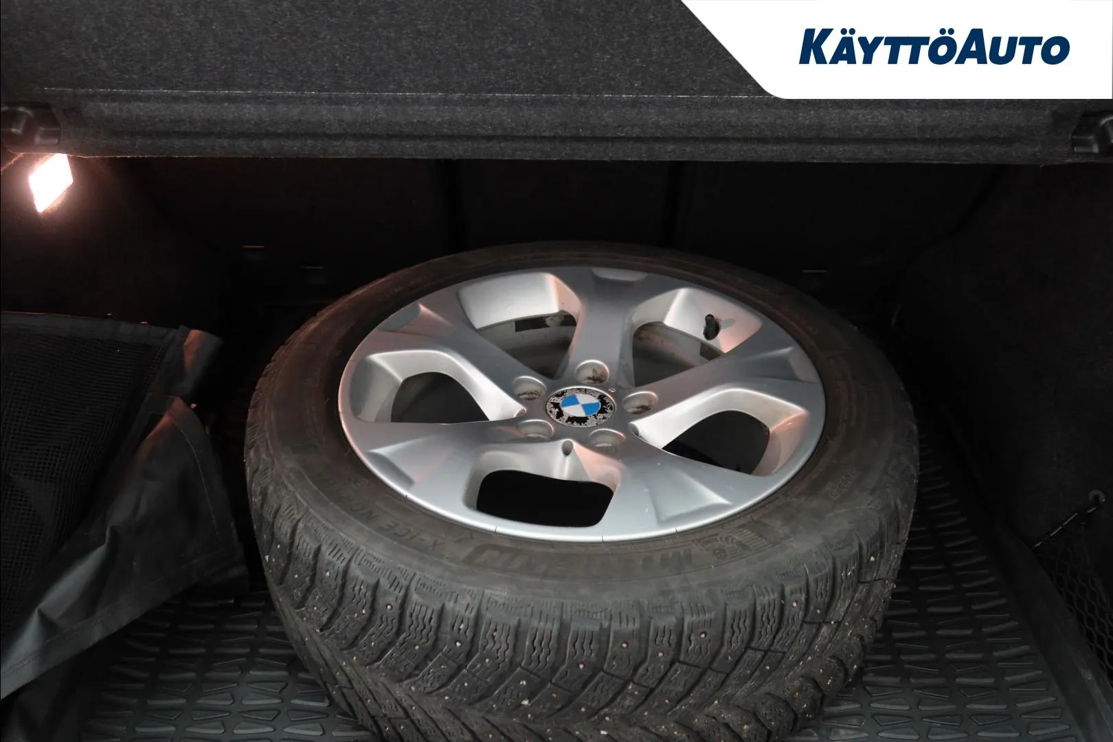 BMW X1 EPX-830 carousel image