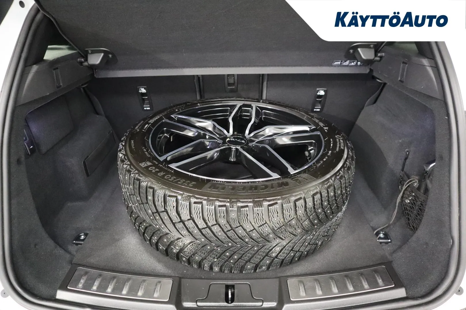 LAND ROVER Range Rover Evoque FPY-468 carousel image