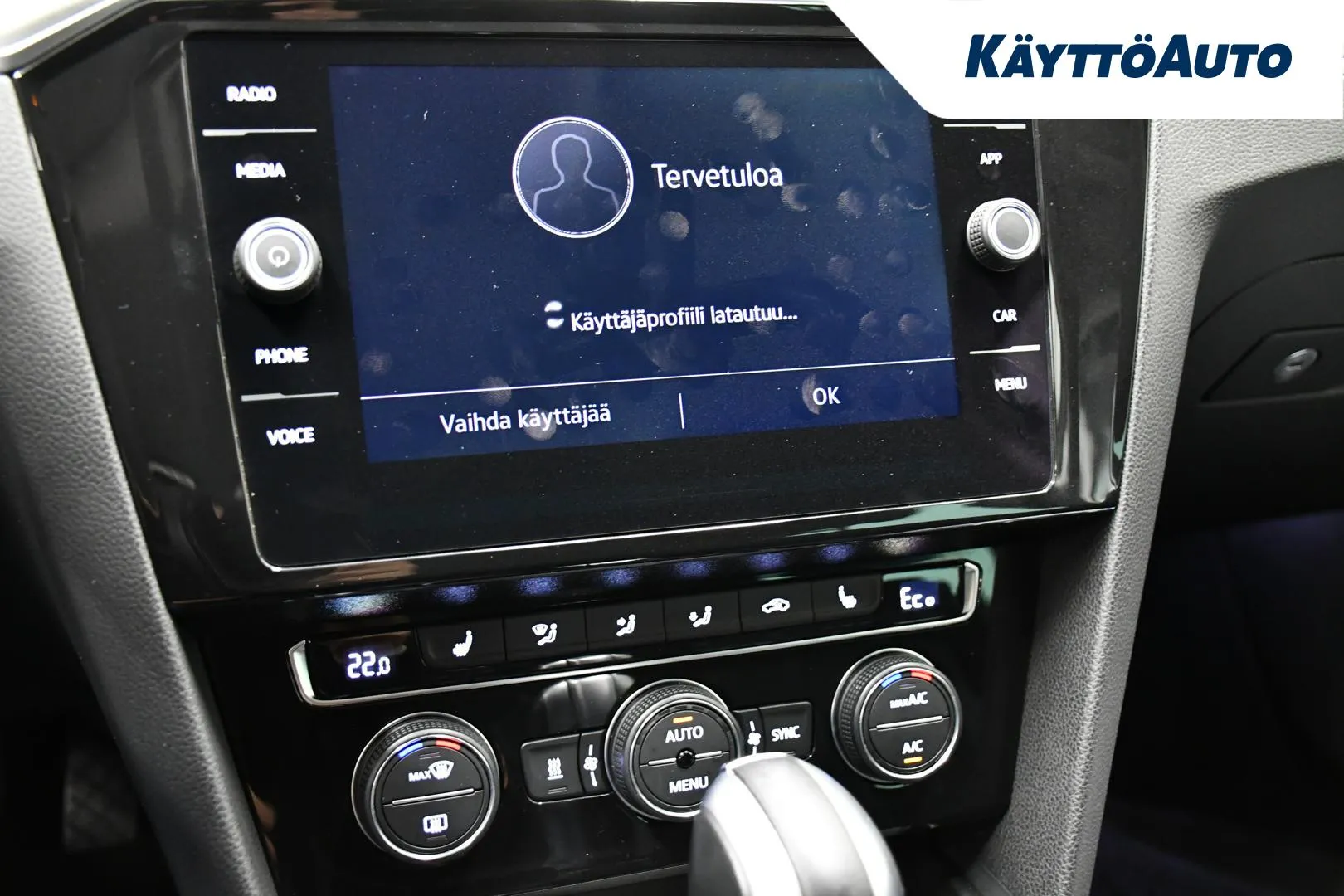 VOLKSWAGEN Passat NLP-859 carousel image