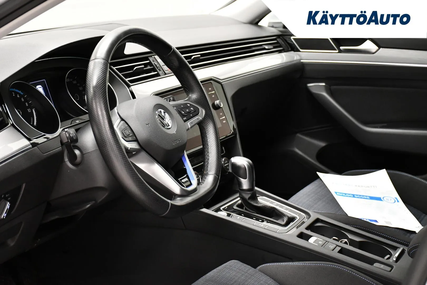VOLKSWAGEN Passat NLP-859 carousel image