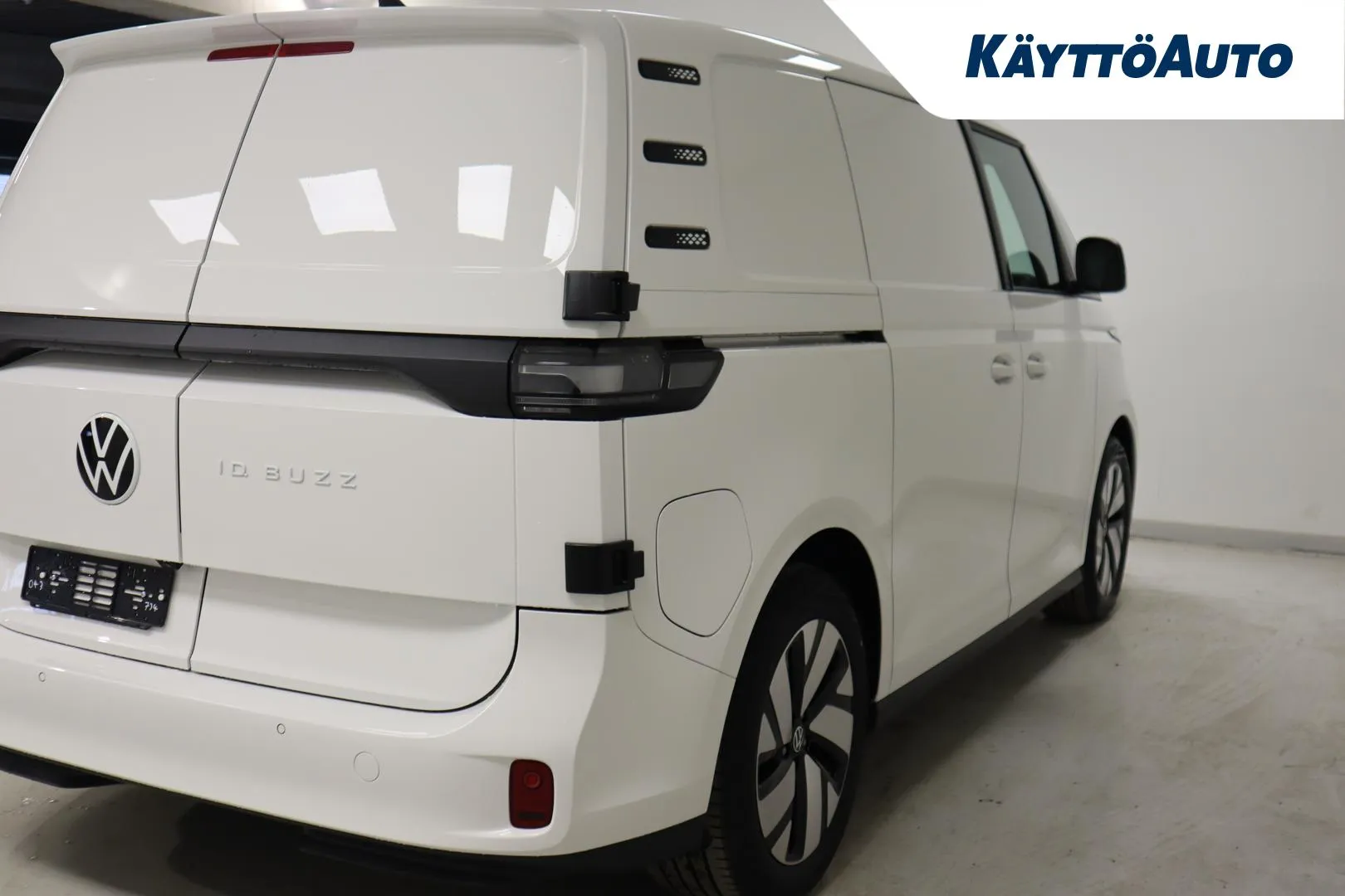 Volkswagen ID. Buzz Cargo RXM-391 carousel image