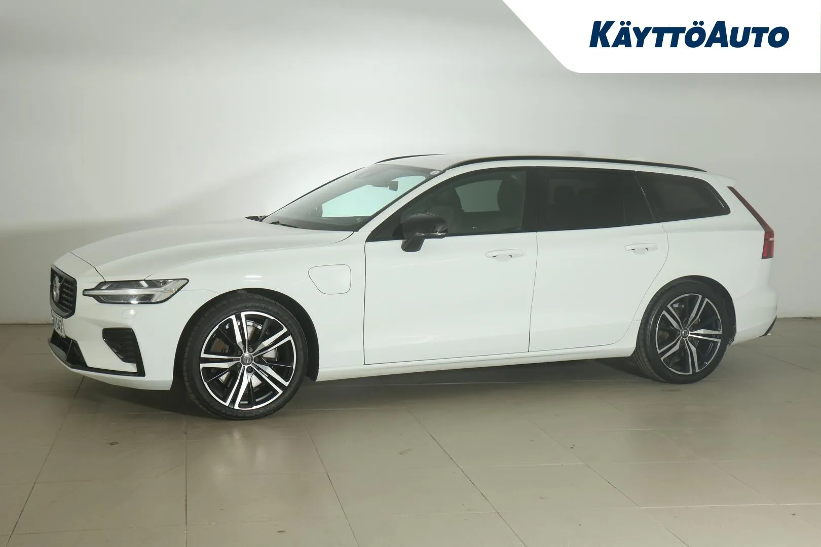 VOLVO V60 MOO-347 carousel image