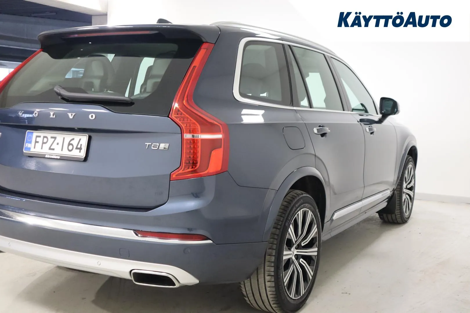VOLVO XC90 FPZ-164 carousel image