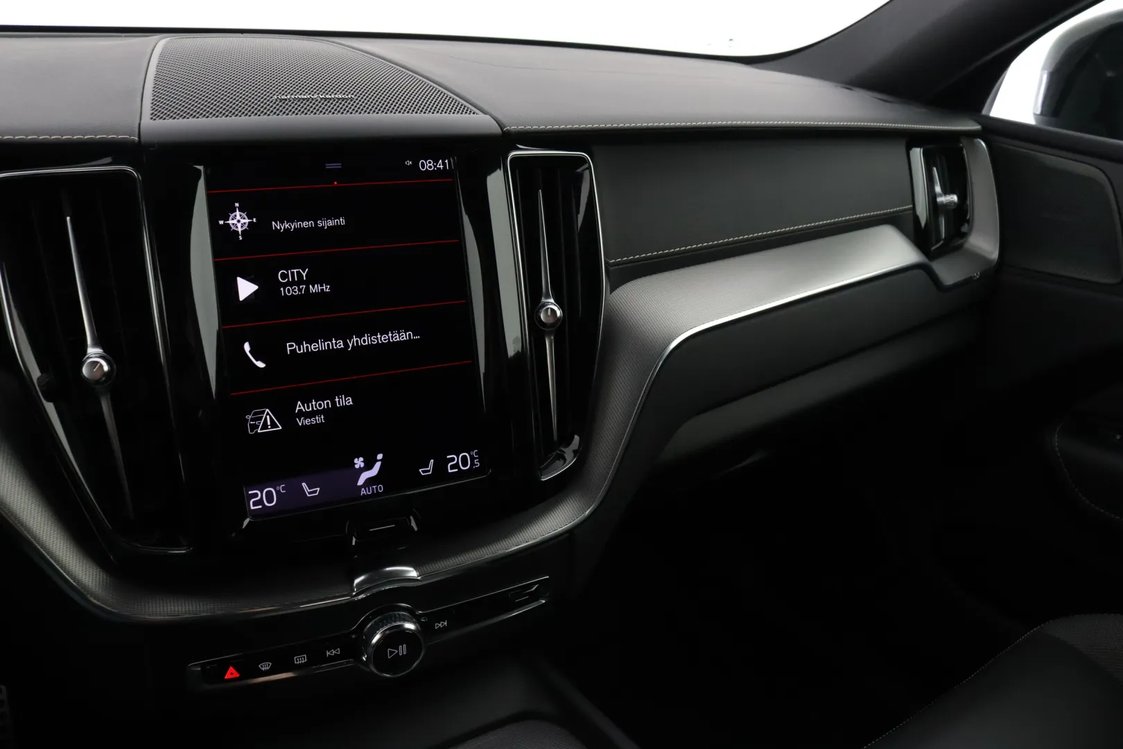 VOLVO XC60 CPN-256 carousel image