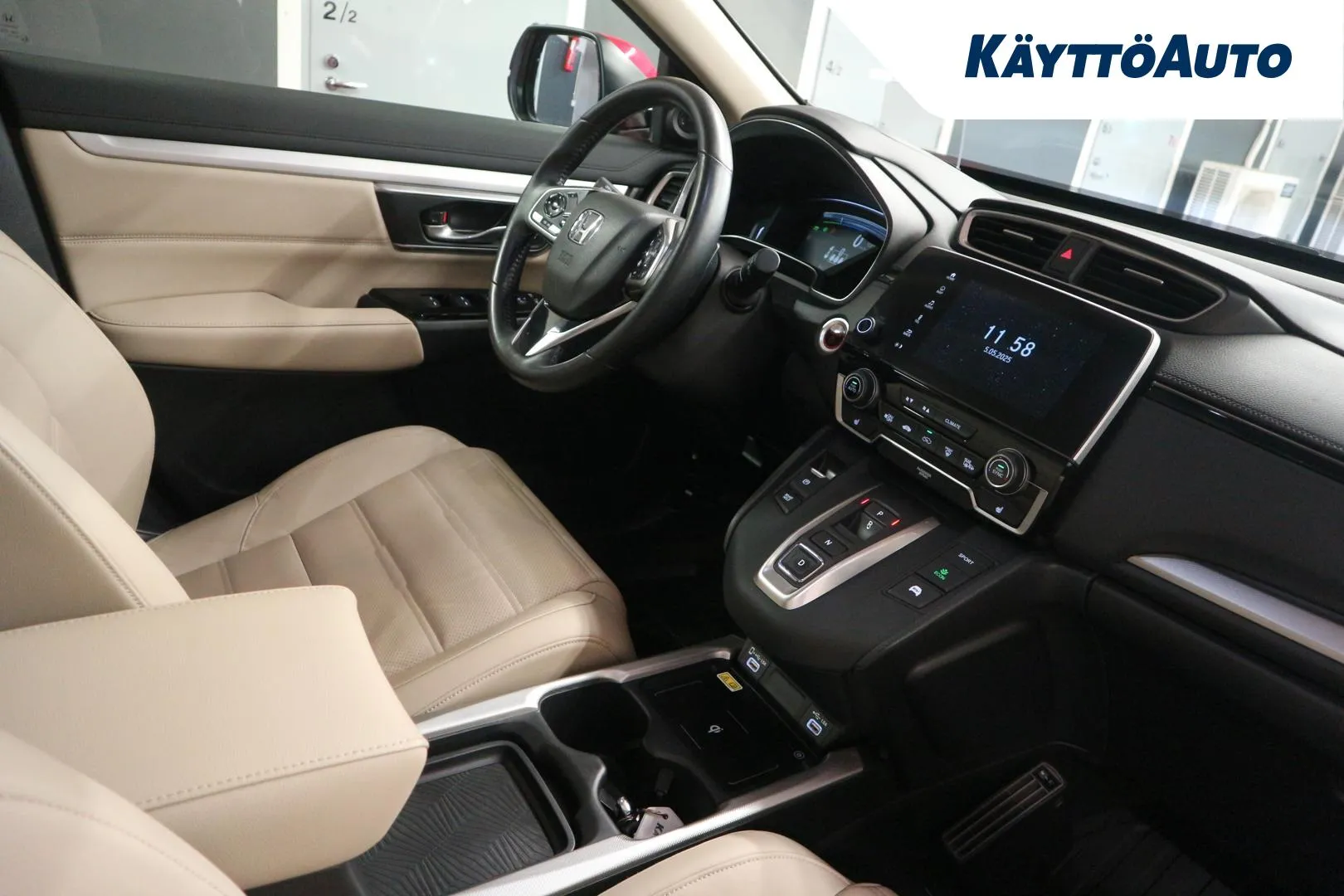 HONDA CR-V YKY-495 carousel image