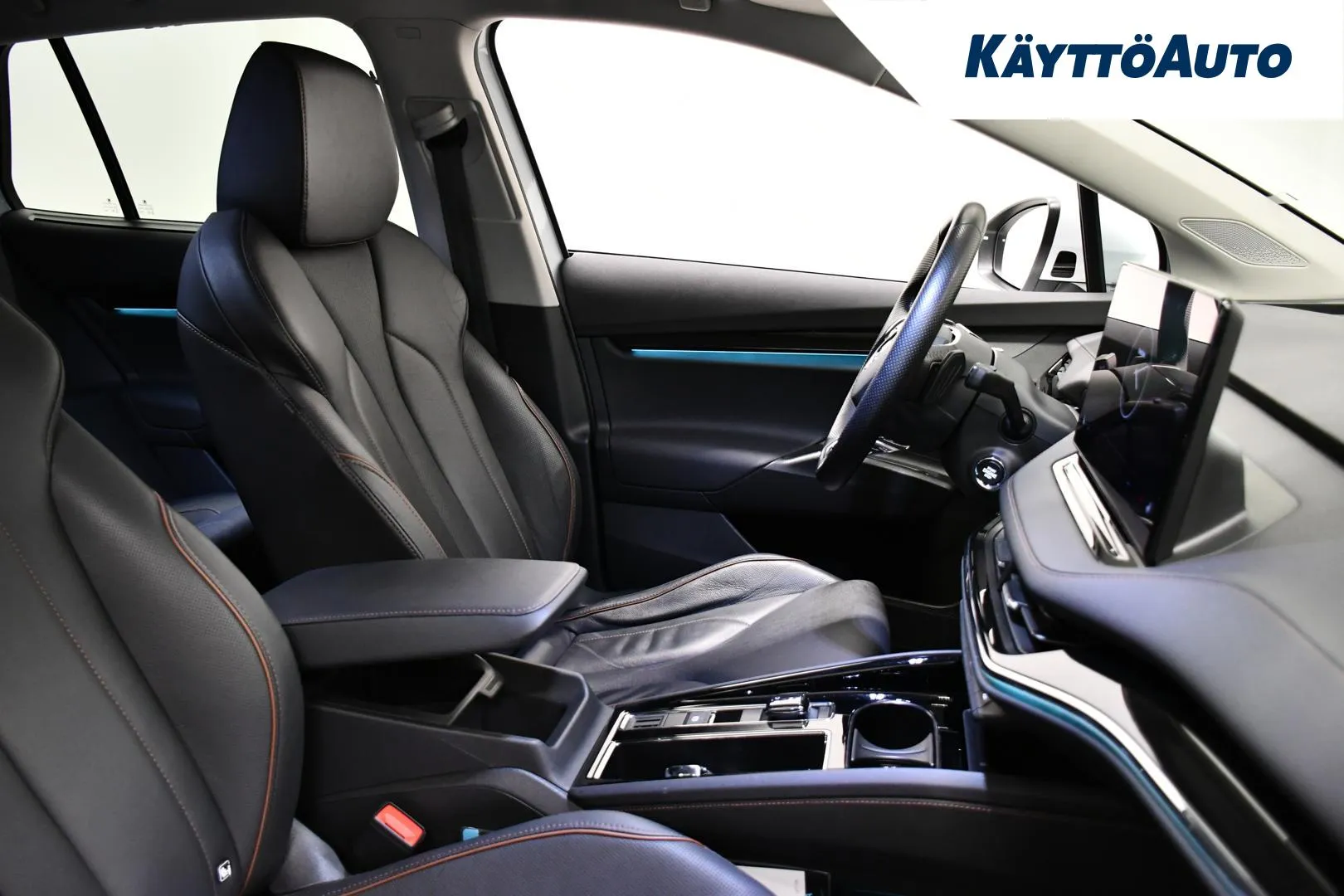SKODA Enyaq LPT-175 carousel image