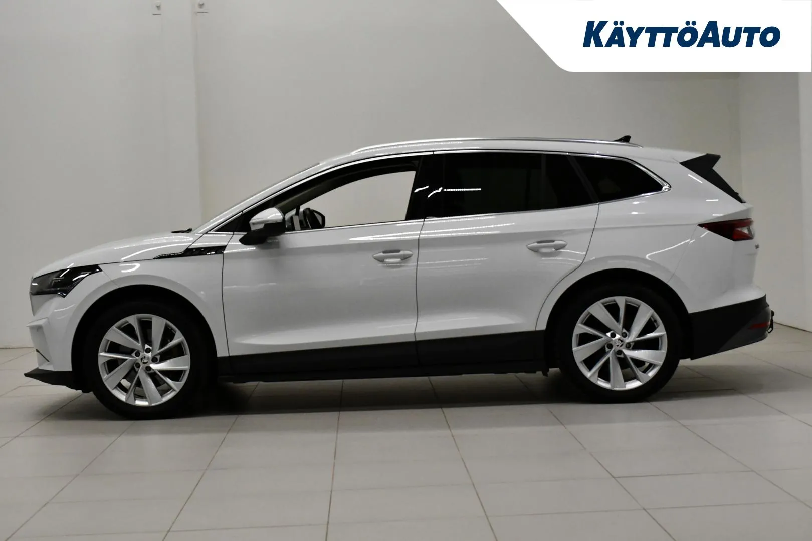 SKODA Enyaq LPT-175 carousel image