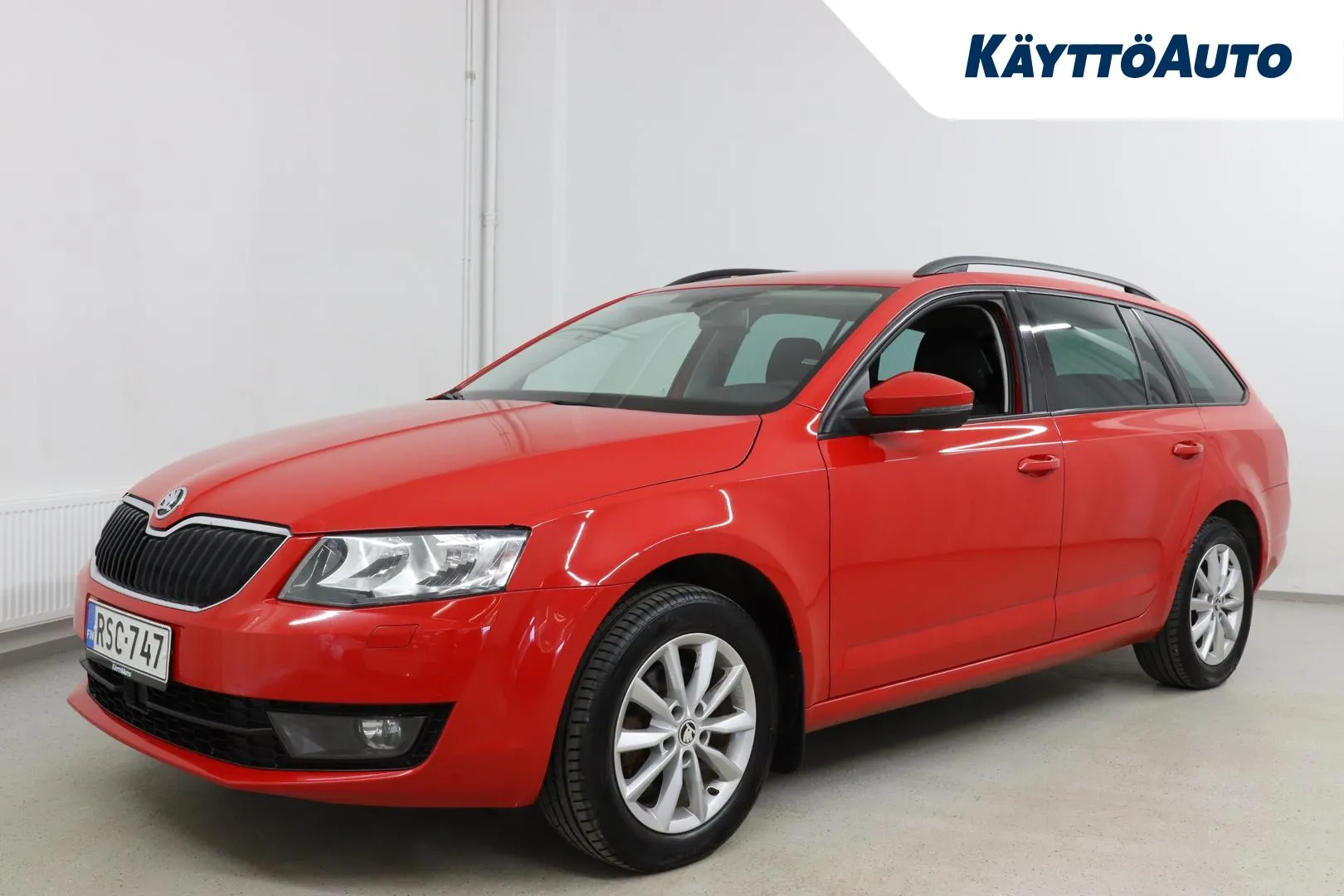 SKODA Octavia RSC-747 carousel image