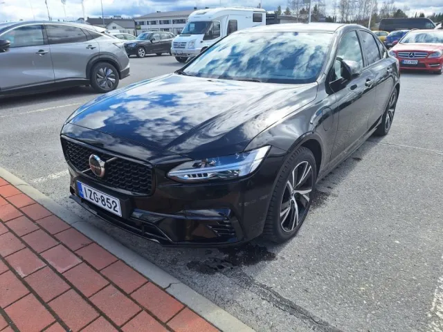 VOLVO S90 IZG-852